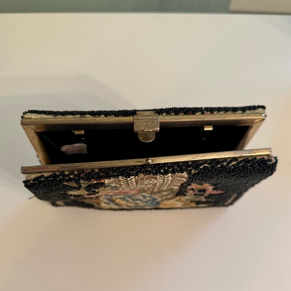 Vintage Earnest Floral Black Beaded Clutch! - Picture 5 of 7